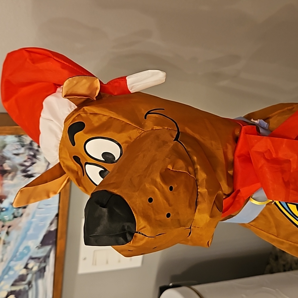 Scooby Doo inflatable Christmas decoration